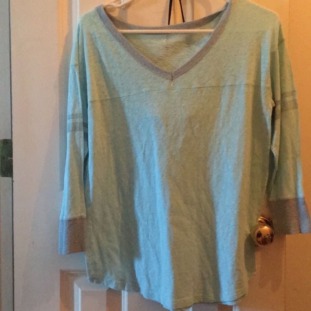 Baseball tee